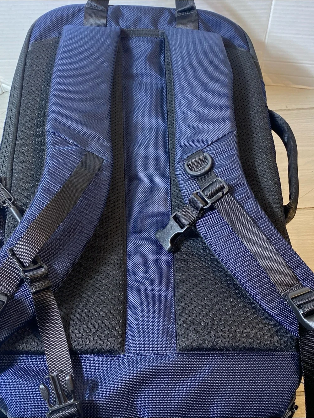 Aer Duffel Gym Work Backpack Laptop Bag Navy Blue Cordura Nylon Excellent